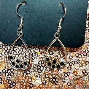 Teardrop Dangle Silver/Black Earrings